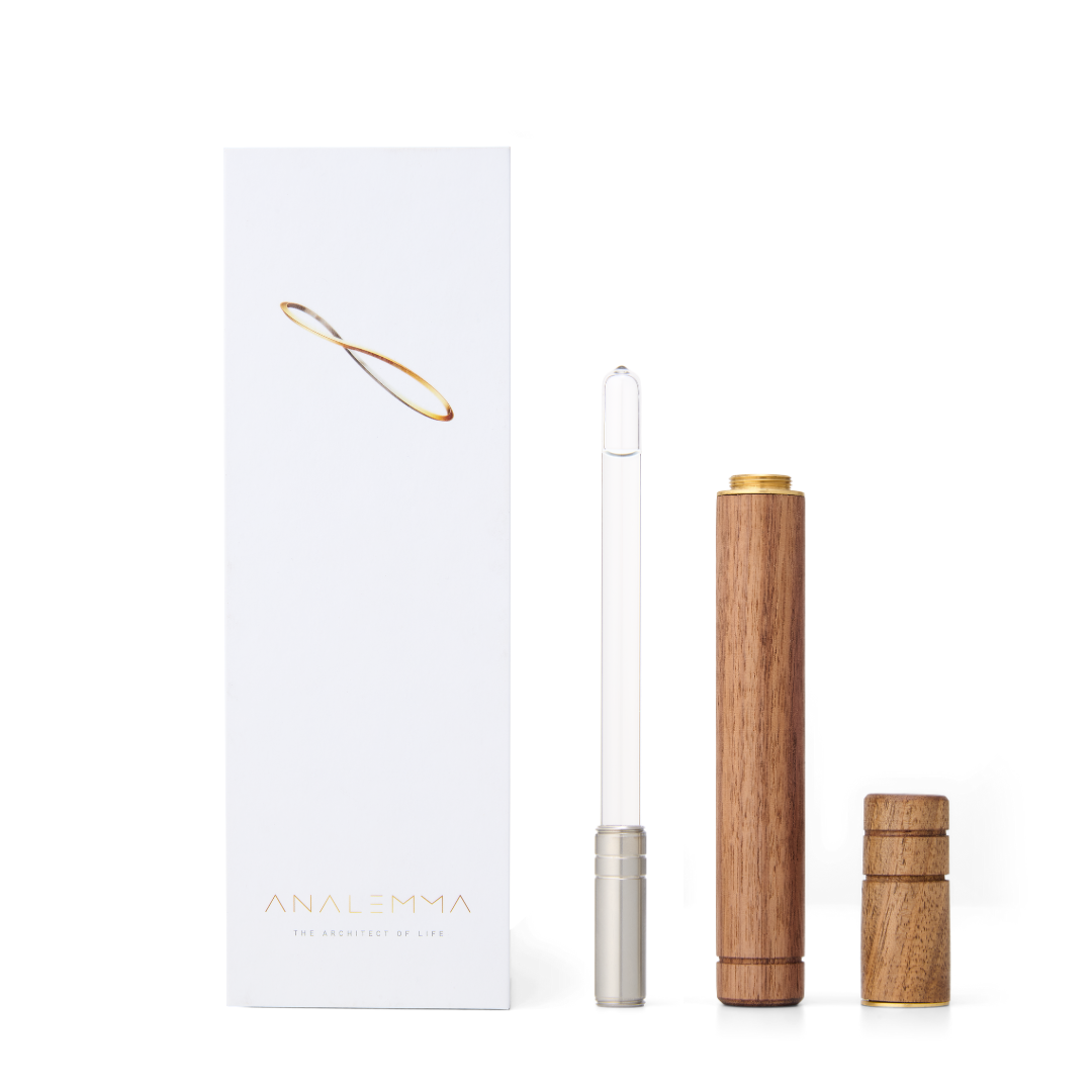 Analemma Waterstaaf in luxe houder van walnotenhout